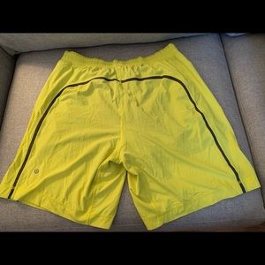 Lululemon XL Pacebreaker Lined Shorts 9” Inseam